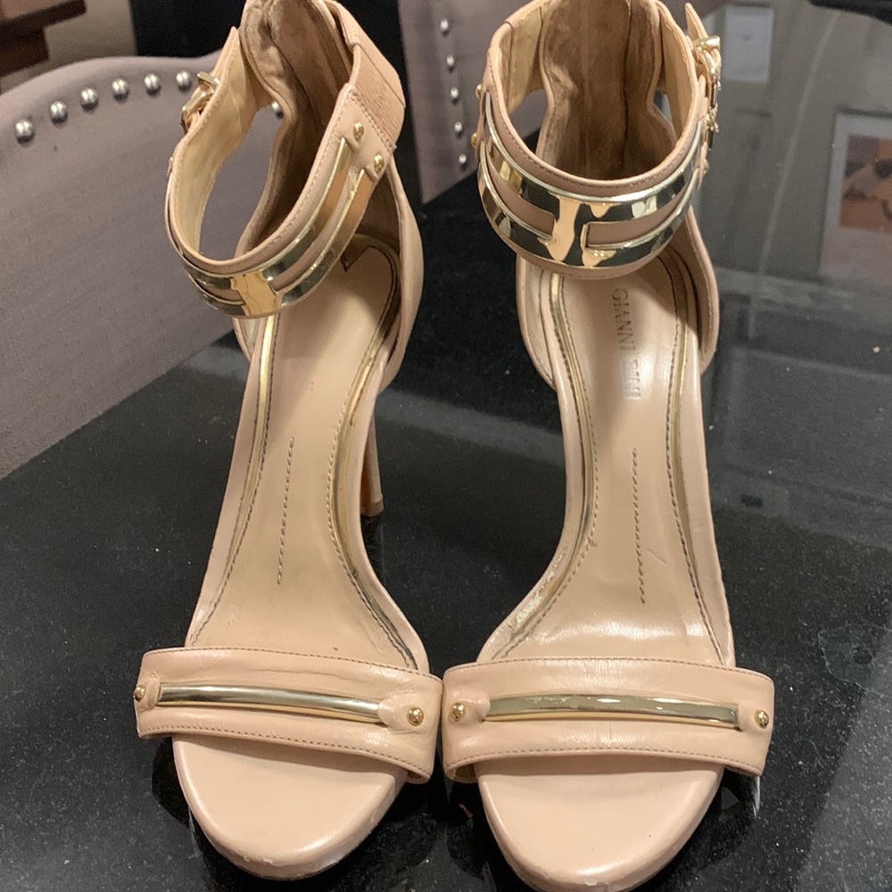 Gianni Bini Nude Beige High Heel Sandals with Gold Accents